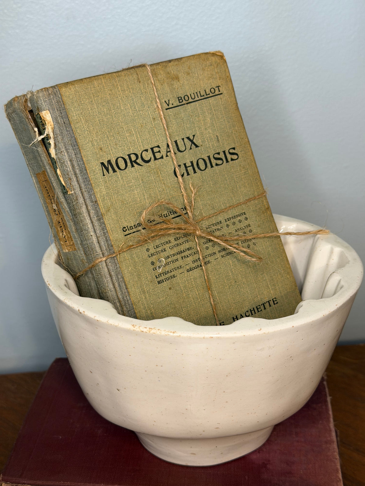 Antique French School Books Bundle of 2, Hachette Clothbound Volumes from the Early 20th Century