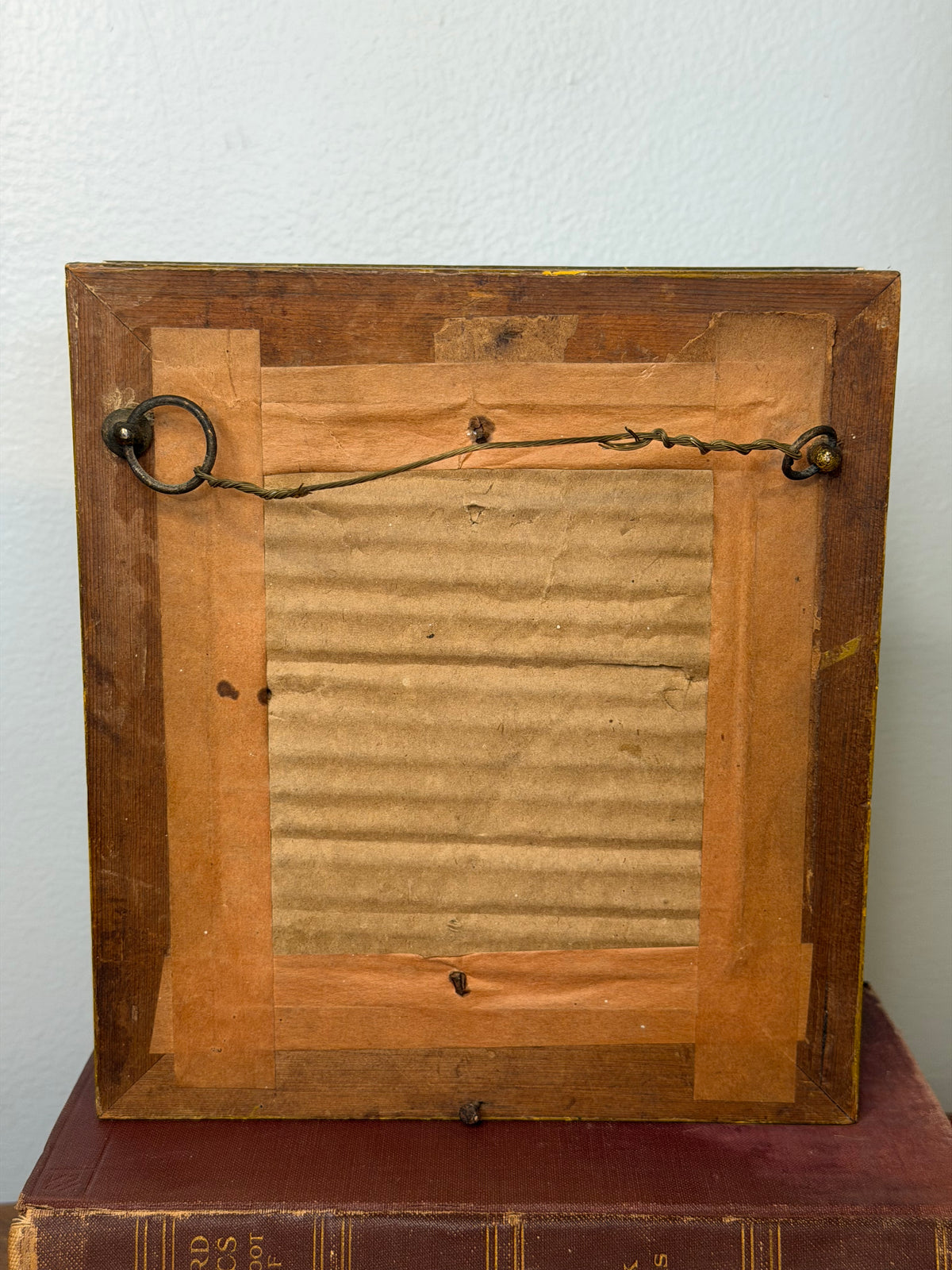 Antique Victorian Silhouette Portrait of a Gentleman in Gilt Frame