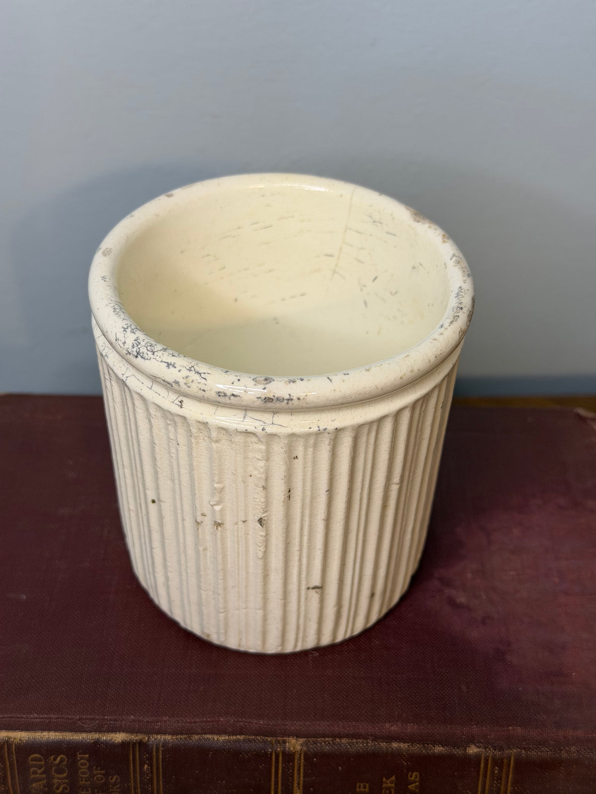 Victorian Cream Stoneware Ribbed Pottery Crock